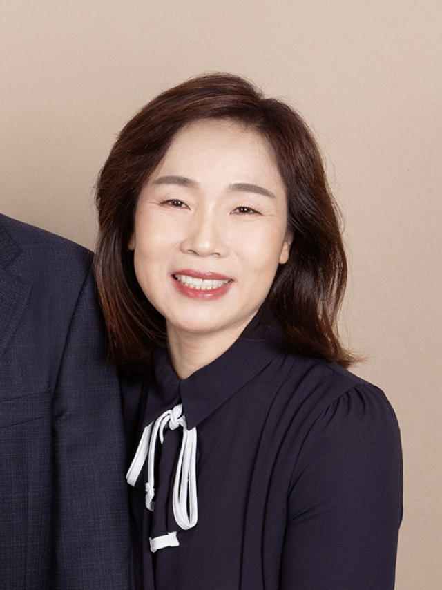 최정애